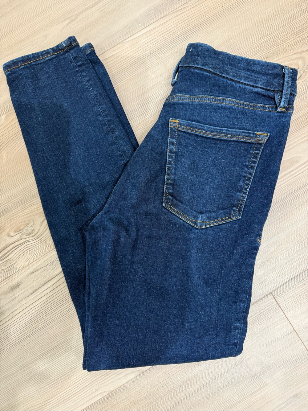 Good American Blue High-Rise Skinny Jeans - Picture 2 of 4